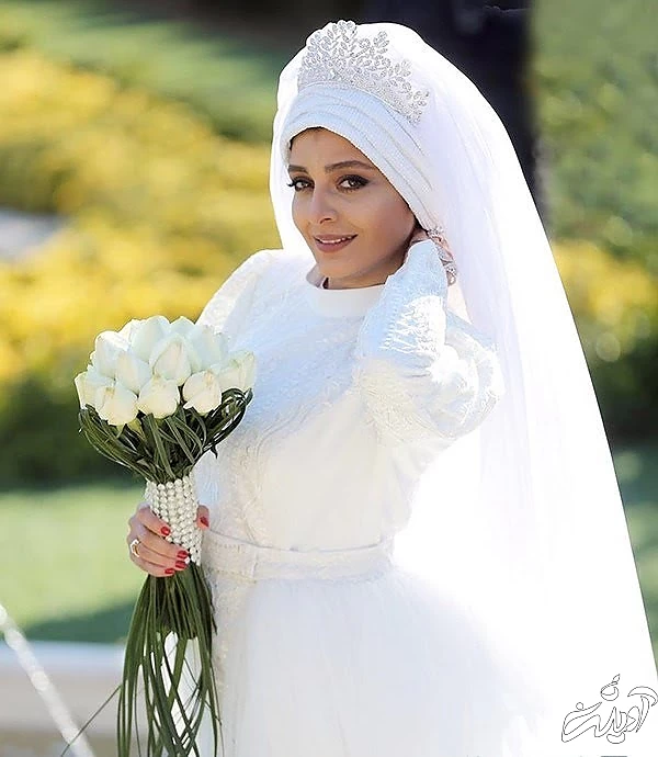 سالروز تولد ساره بیات مبارک!